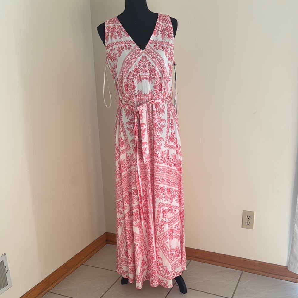 Calvin Klein Pink and White Sleeveless V-Neck Sundress